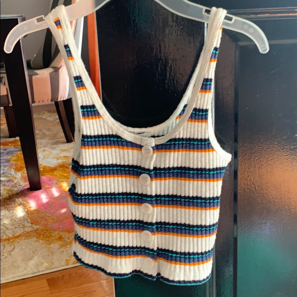crop top